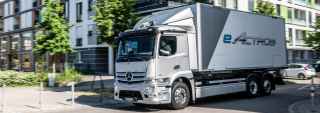 Uus veok uueks ajastuks: Mercedes-Benz esitleb eActrost