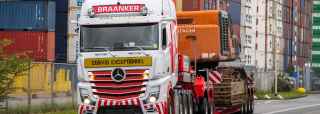 Primeur: eerste nieuwe Actros SLT in Nederland voor Braanker Logistics.